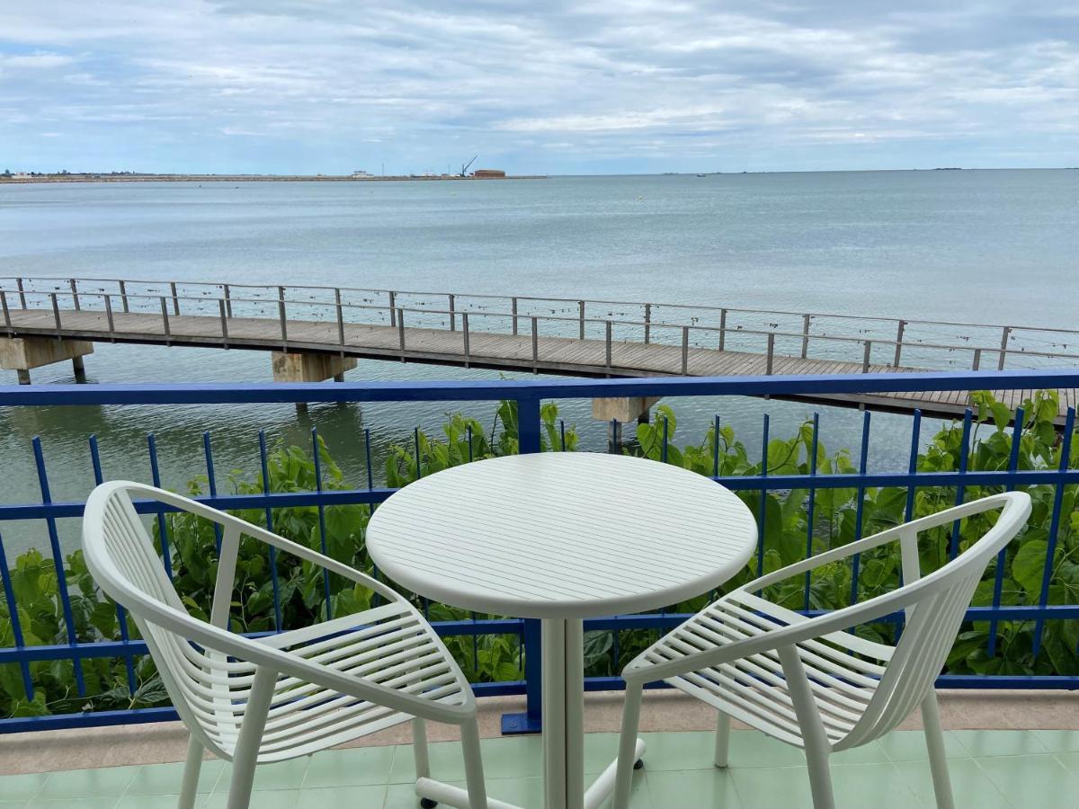 Hotel Restaurant Juanito Platja Сан-Карлос-де-ла-Рапита Экстерьер фото