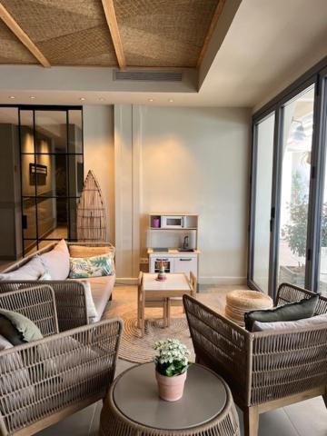 Hotel Restaurant Juanito Platja Сан-Карлос-де-ла-Рапита Экстерьер фото