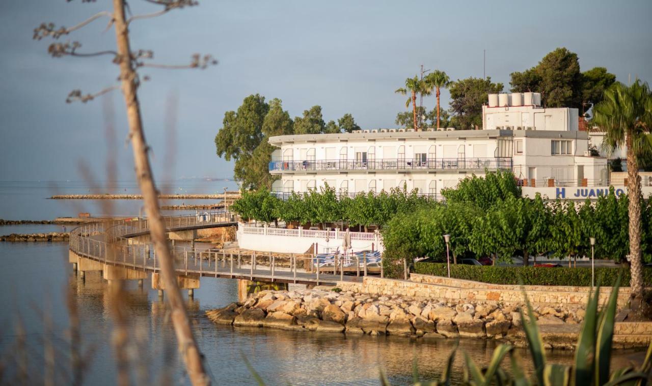 Hotel Restaurant Juanito Platja Сан-Карлос-де-ла-Рапита Экстерьер фото
