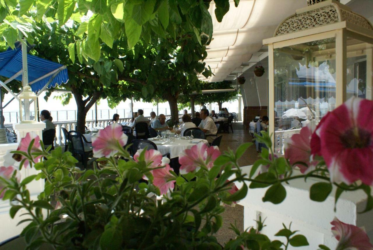 Hotel Restaurant Juanito Platja Сан-Карлос-де-ла-Рапита Экстерьер фото